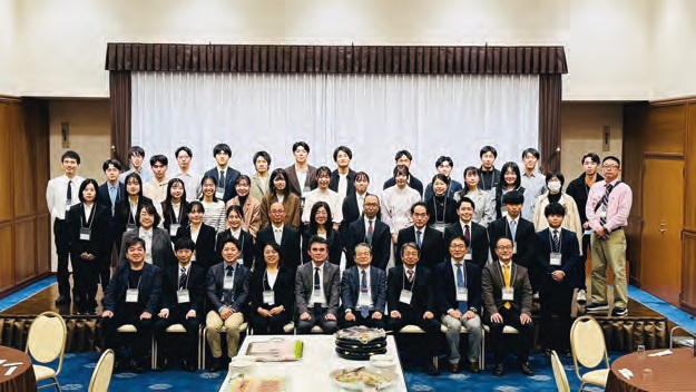 全学年会